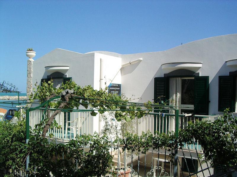 Blu Marine Casa A 10Mt Dalla Spiaggia Пешичи Екстериор снимка