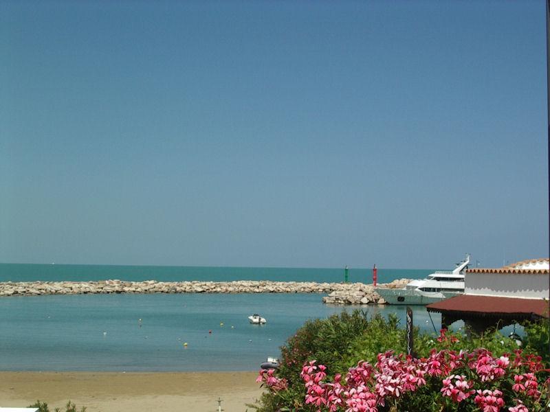 Blu Marine Casa A 10Mt Dalla Spiaggia Пешичи Екстериор снимка